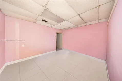 159 NW 36th Street Miami FL 33127