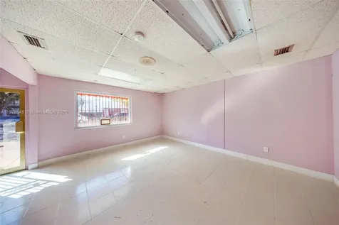 159 NW 36th Street Miami FL 33127