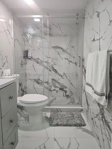 8411 NW 8th Street Miami FL 33126