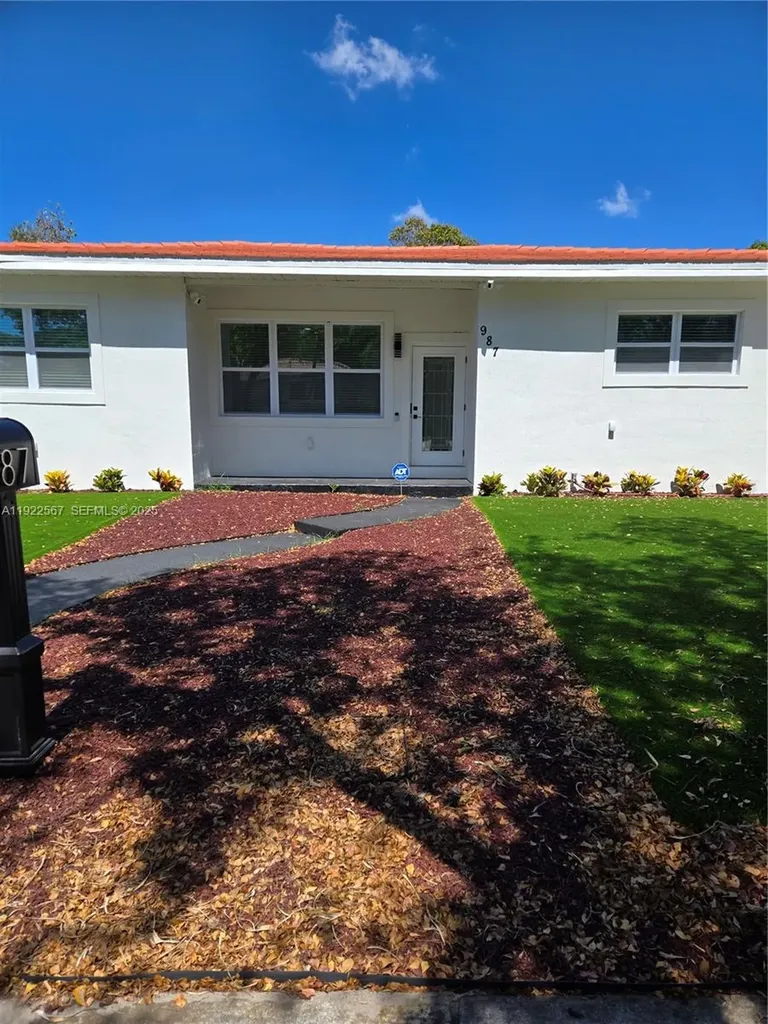 987 NE 145 North Miami FL 33161