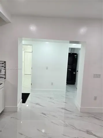 987 NE 145 North Miami FL 33161