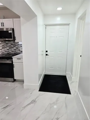 987 NE 145 North Miami FL 33161