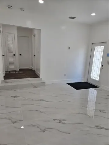 987 NE 145 North Miami FL 33161