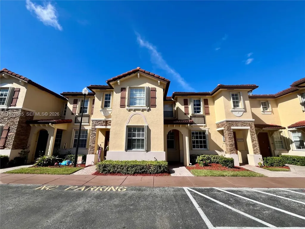 1550 NE 33 Avenue Homestead FL 33033