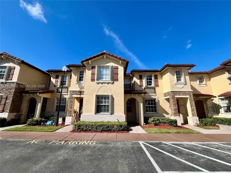 1550 NE 33 Avenue Homestead FL 33033