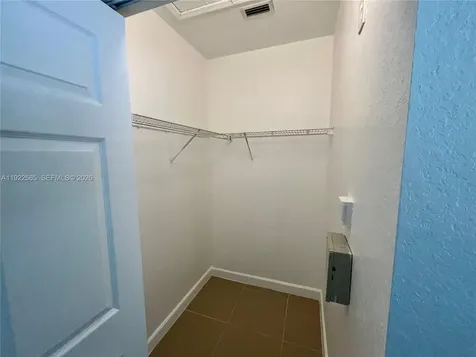 1550 NE 33 Avenue Homestead FL 33033