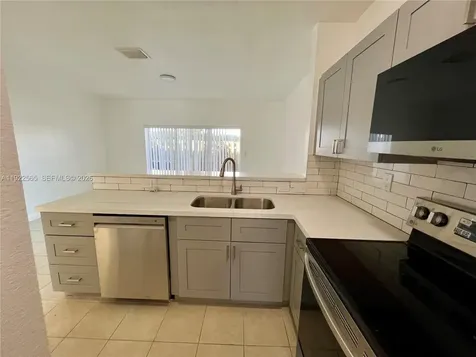 1550 NE 33 Avenue Homestead FL 33033