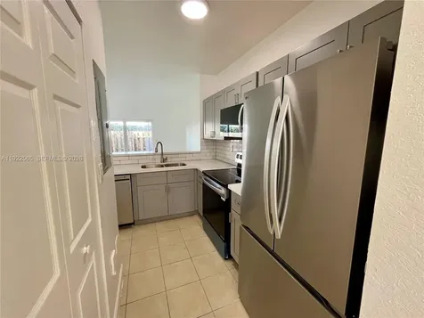 1550 NE 33 Avenue Homestead FL 33033