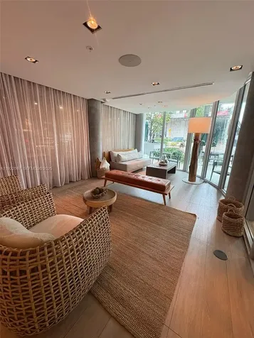 6080 Collins Avenue Miami Beach FL 33140