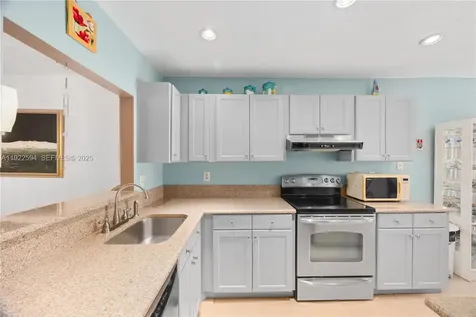 2701 SW 58th Manor Dania Beach FL 33312