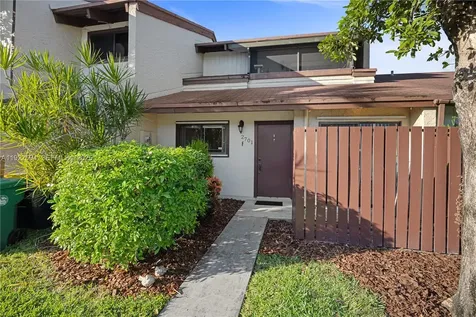 2701 SW 58th Manor Dania Beach FL 33312