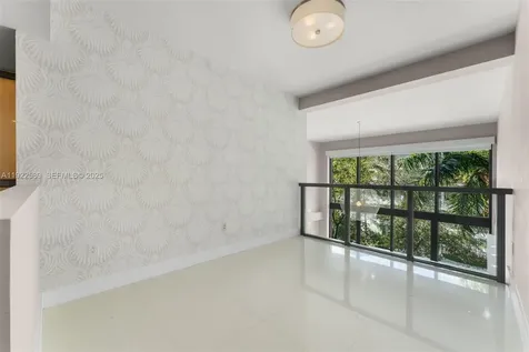 6000 Collins Avenue Miami Beach FL 33140