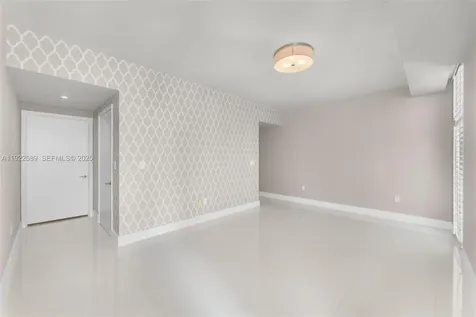 6000 Collins Avenue Miami Beach FL 33140