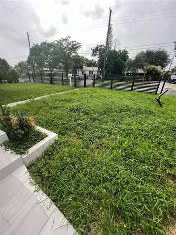 713 SW 7th Avenue Hallandale Beach FL 33009