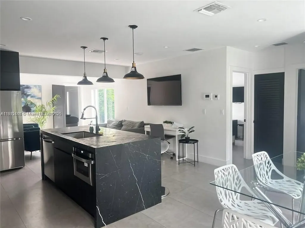 15 NW 52nd Street Miami FL 33127