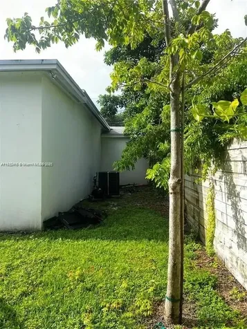 15 NW 52nd Street Miami FL 33127