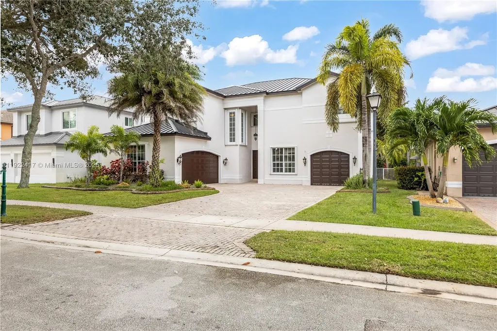 5028 SW 195th Terrace Miramar FL 33029