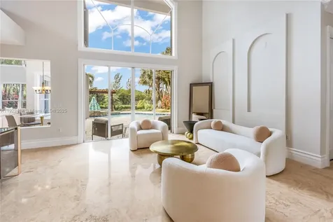 5028 SW 195th Terrace Miramar FL 33029