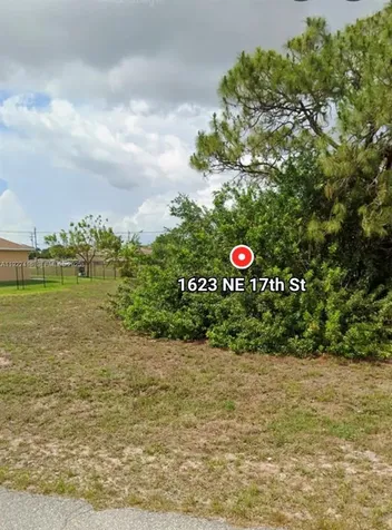 1623 NE 17th Street Cape Coral FL 33909