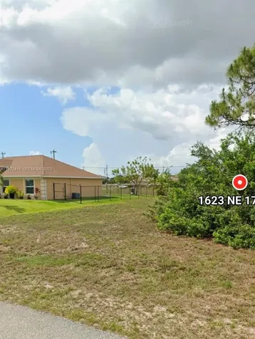 1623 NE 17th Street Cape Coral FL 33909