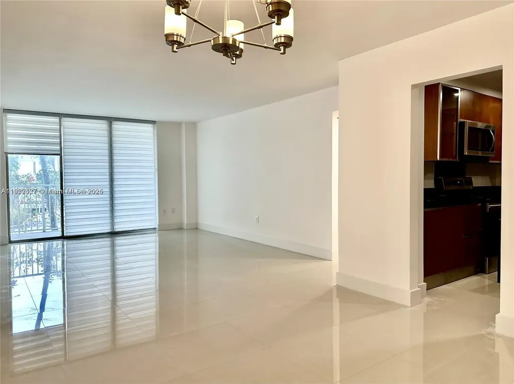 2851 NE 183rd Street Aventura FL 33160