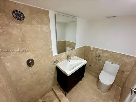 2851 NE 183rd Street Aventura FL 33160