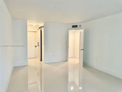 2851 NE 183rd Street Aventura FL 33160