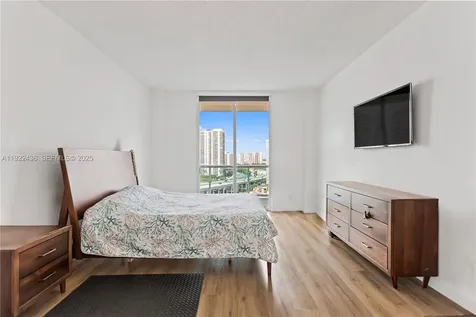 19390 Collins Avenue Sunny Isles Beach FL 33160