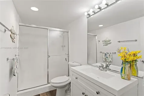 19390 Collins Avenue Sunny Isles Beach FL 33160