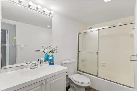 19390 Collins Avenue Sunny Isles Beach FL 33160