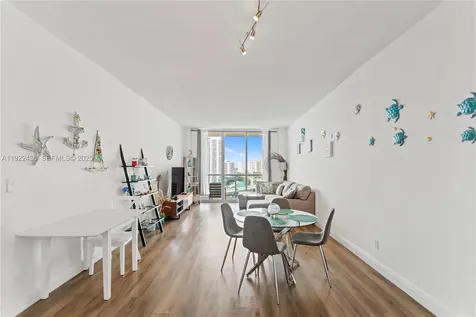 19390 Collins Avenue Sunny Isles Beach FL 33160