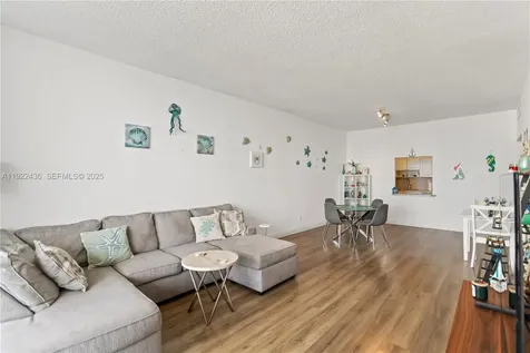 19390 Collins Avenue Sunny Isles Beach FL 33160
