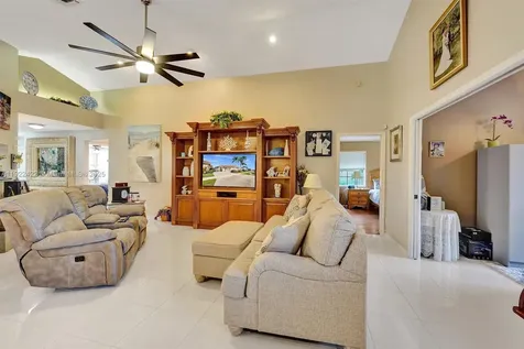 6081 Bluegrass Drive Boynton Beach FL 33437