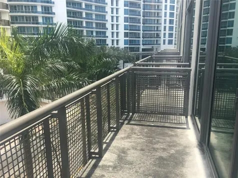 6000 Collins Avenue Miami Beach FL 33140