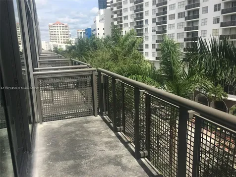 6000 Collins Avenue Miami Beach FL 33140