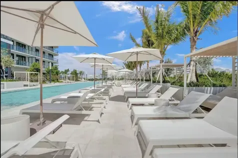 580 72nd Street Miami Beach FL 33141