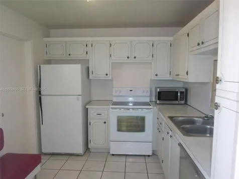 233 NE 14th Avenue Hallandale Beach FL 33009