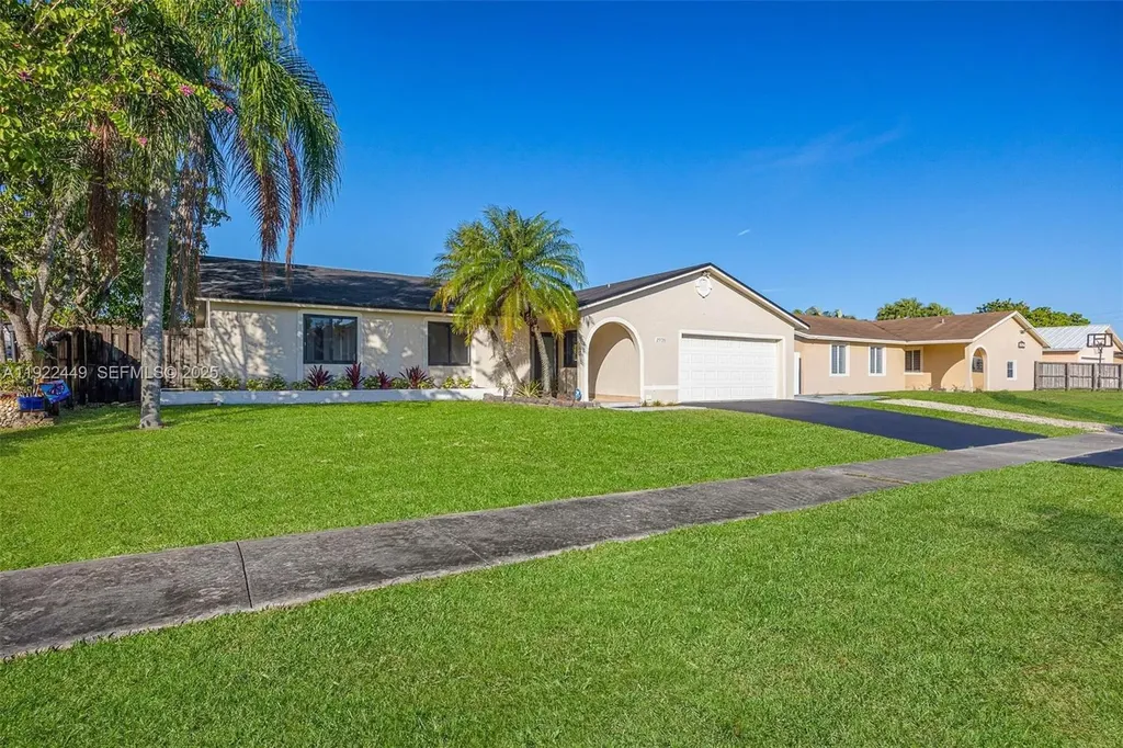 25720 SW 133rd Avenue Homestead FL 33032