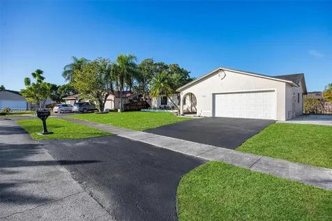 25720 SW 133rd Avenue Homestead FL 33032