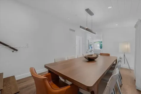 669 S Mashta Drive Key Biscayne FL 33149