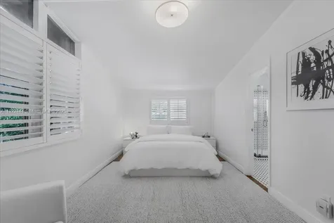 669 S Mashta Drive Key Biscayne FL 33149