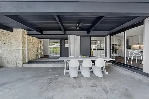669 S Mashta Drive Key Biscayne FL 33149