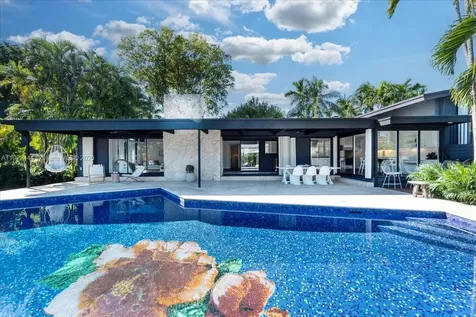 669 S Mashta Drive Key Biscayne FL 33149
