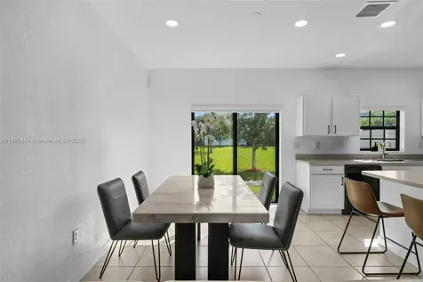 757 SW 11th Street Florida City FL 33034