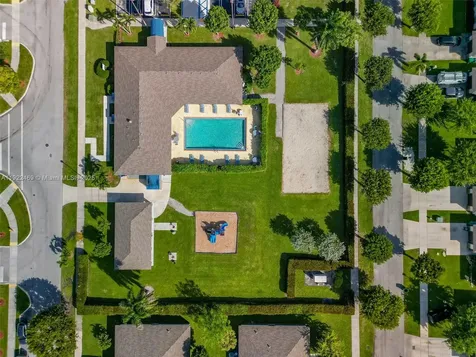 757 SW 11th Street Florida City FL 33034