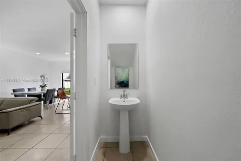 757 SW 11th Street Florida City FL 33034