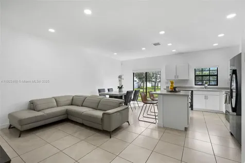 757 SW 11th Street Florida City FL 33034