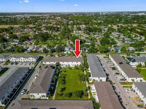 757 SW 11th Street Florida City FL 33034