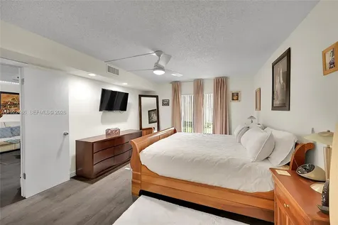 10187 Mangrove Drive Boynton Beach FL 33437