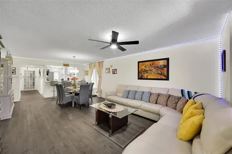 10187 Mangrove Drive Boynton Beach FL 33437